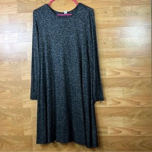 Old Navy size Medium Black/Gray Variegated Crewneck Long Sleeve Knit Dress